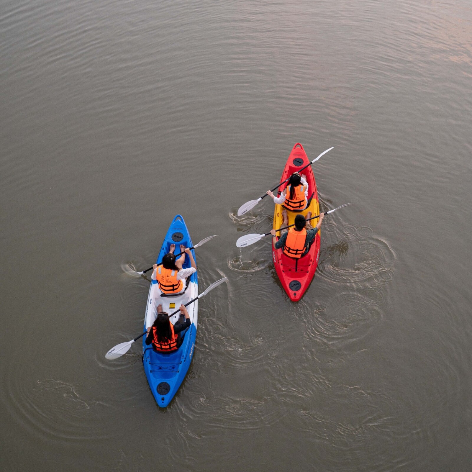 KAYAK ON THE RIVER - Sala Bang Pa-In